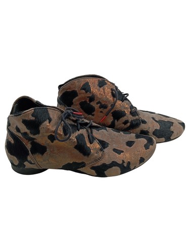 Think stiefelette - think!,