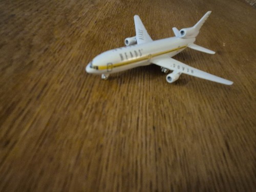 Laker airways heads boeing - heads,