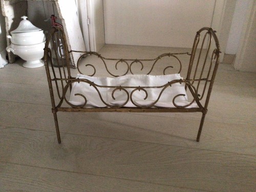 Altes puppenbett shabby - puppenbett,