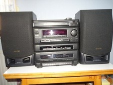 Aiwa Z -690 Kompakt- Stereoanlage Defekt   (  Teildefekt  )
