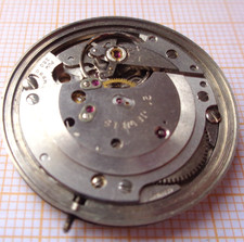 Älteres Handaufzugs Werk PRIOSA PUW 260 defekt Unruhe OK GX33