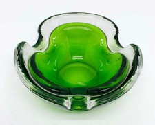 Aschenbecher Grünglas Blockglas Sammler Nierentisch ÄRA Grün 60er Jahre Vintage 