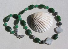 Nephrit, Peace & grüne Jade