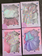 Puppenkleidung Konvolut 4 Sets