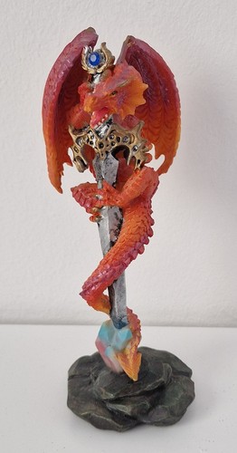 Drache mit schwert rot - –,