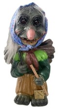 Souvenir Wackel Figur Waldfrau