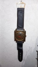 alte  seltene Wanduhr  als Armbanduhr - Form , Uhrwerk / W68 7 Jewels ( b )