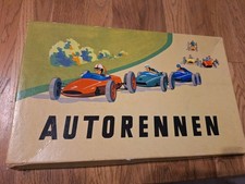 ALTES DDR BRETTSPIEL. " AUTORENNEN " MIT 4 RENNWAGEN. SPIKA. OVP 