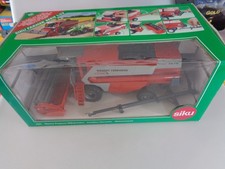 Siku Farmer Serie 4251 Massey