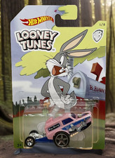 Hot Wheels Bugs Bunny Poppa Wheelie - 2017 FKC73 - Pink Long Card - Neu