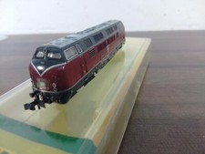 Minitrix 2061 Diesellokomotive BR221 137-3   OVP  N-Spur