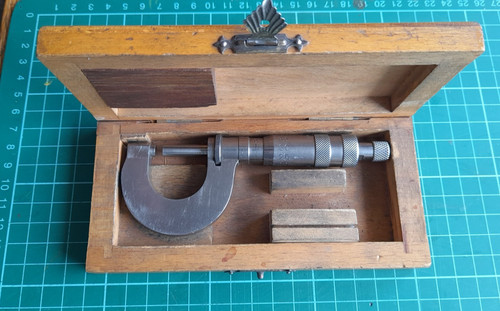 Vintage messwerkzeug - vintage,