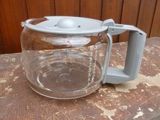 Glaskanne mit Deckel für eine Kaffeemaschine - Glas mit grauem Deckel