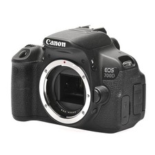Canon EOS 700D ca. 3.000 Ausl