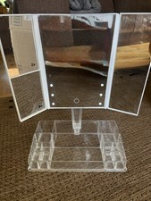 WENKO LED Stand Kosmetik Spiegel beleuchtet Licht Schminken Organizer Bad FANANO