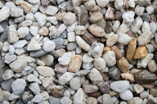 Kieselsteine 20 kg 8-16 mm mit Mengenrabatt