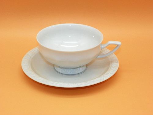 Teetasse mit untertasse von - untertasse,