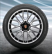 Satz 4x Porsche Macan S 20 Zoll RS Spyder Design Felgen + Winterreifen