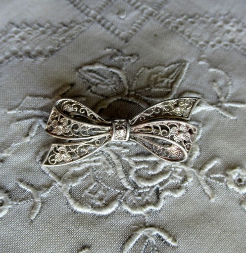 Alte silberne brosche - silberne,