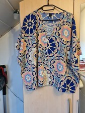 Bunte Bluse Mit Fledermaus Ärmel