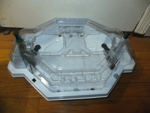 Beyblade burst arena - burst,