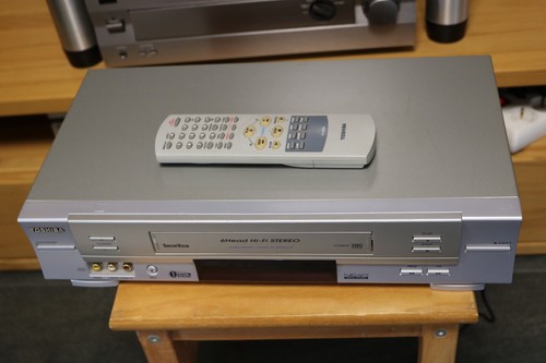 Toshiba videorecorder vhs - toshiba,