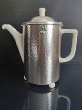 Versilberte Thermo-Kaffeekanne