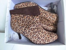 Damen Stiefeletten von  ana Mariana  Braun - Leopardenmuster Schlupfstiefel