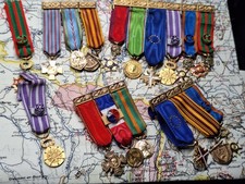 Nachlass Frankreich Verschiedene Orden Miniatur Spangen 1. Person Uniform