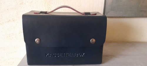 Kassettenbox koffer - mc,