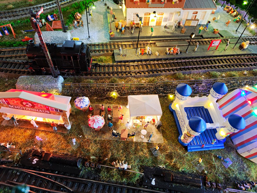 Kirmes bratwurst stand - kirmes.,