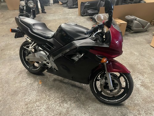 Honda cbr600f2 pc25 - honda,