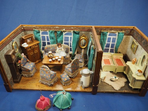 Alte puppenstube mit zimmern - puppenstube,