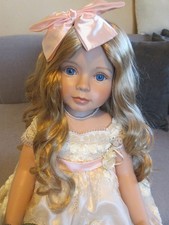 Künstlerpuppe aus * Pearls