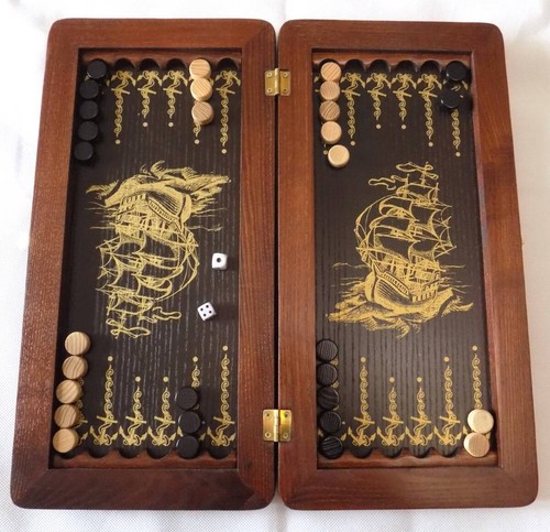 Holz backgammon spielbrett - backgammon,
