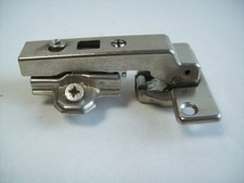 1 Stück topfband Hettich Scharnier Blindseite Clip Schranktür mit Kreuzplatte D5