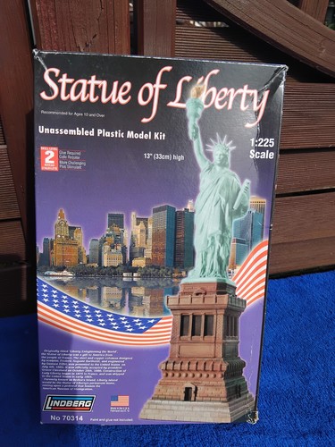 Statue liberty 225 - of, 1:225