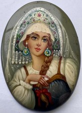 Original alte russische Brosche „Frauenporträt“, Fedoskino Schule, ca. 1980.