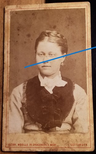 Junge frau mit zopf cdv - junge, fr