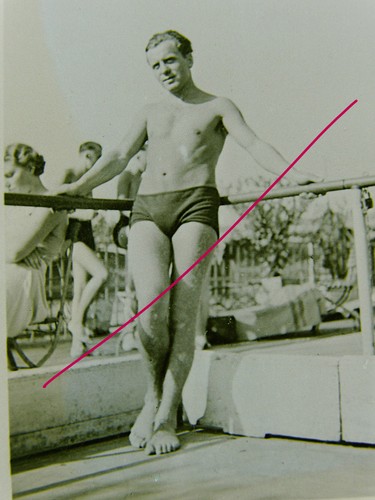 Schöner mann schwimmbad - mann,