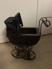 Wunderschöner Vintage-Puppenwagen / Antiker Deko-Puppenwagen