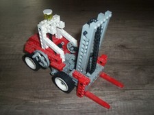 Lego Technik Gabelstapler zusammengebaut - Kette defekt