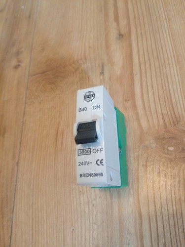 Wylex push plug - 40, a