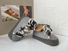 Babyschuhe Chucks 12,5cm Grau Stern gestrickt gehäkelt Handarbeit Neu