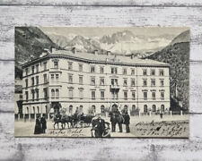 AK Bozen Hotel Victoria Bahnhof Kutsche Berge Architektur Vintage Postkarte Deko
