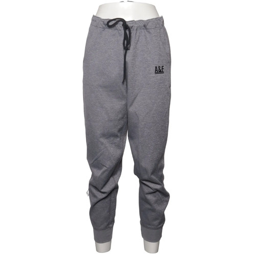 Abercrombie fitch - &,