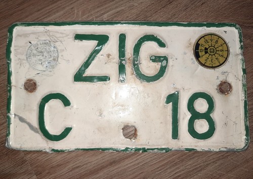 Nummernschild ausläufer zig - nummernschild,