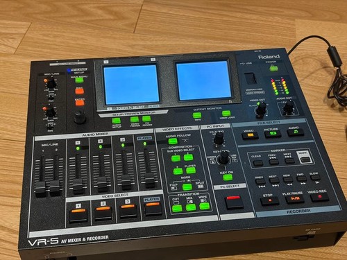 Roland multiformat av - roland, vr-5