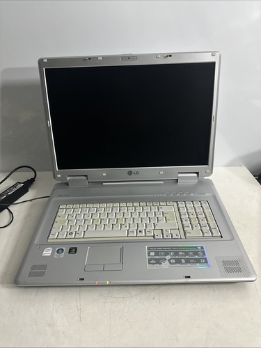 S900 laptop - lg,