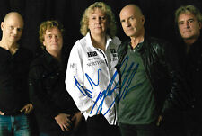 Saga Band Autogramm signed 20x30 cm Bild